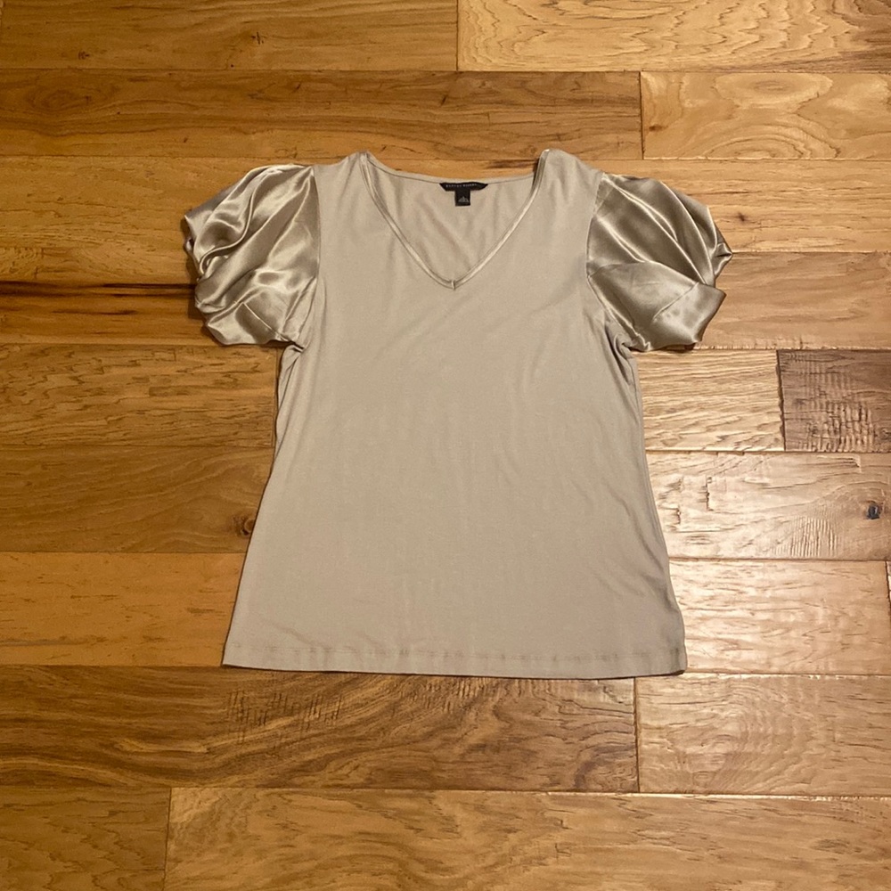 Precious Banana Republic Champagne top with puff  silk sleeves